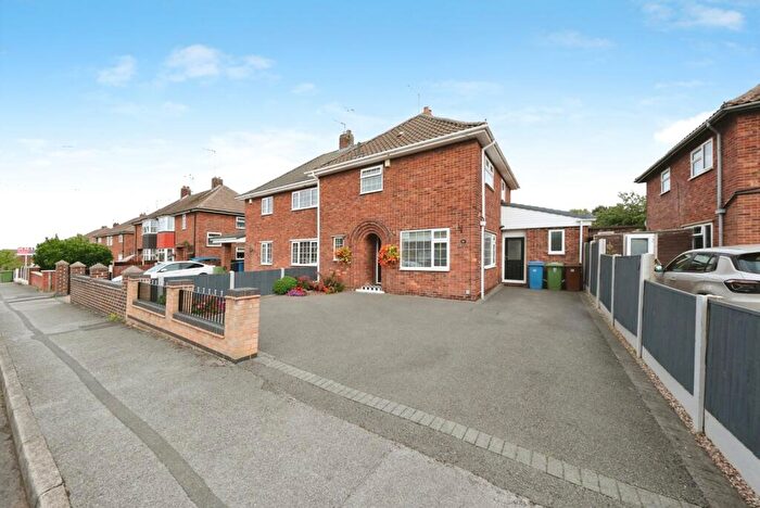 3 Bedroom Semi-Detached House For Sale In Hammerwater Drive, Warsop, Mansfield, Nottinghamshire, NG20