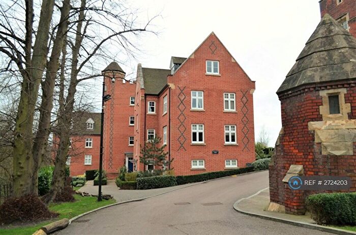 2 Bedroom Flat To Rent In The Galleries, Warley, Brentwood, CM14