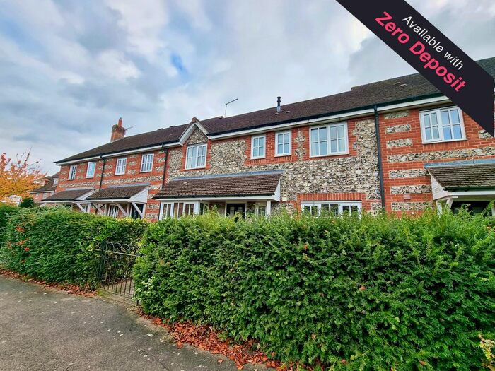 3 Bedroom Terraced House To Rent In Oaklands Avenue, Amesbury, Salisbury SP4