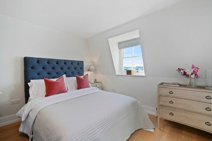 1 Bedroom Studio To Rent In Cornwall Gardens, London, SW7