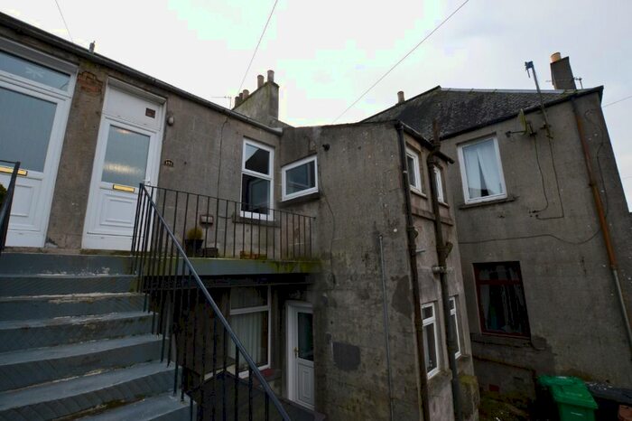 2 Bedroom Flat To Rent In Cocklaw Street, Kelty, KY4