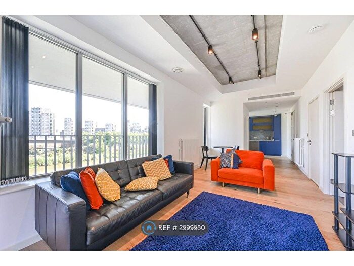 1 Bedroom Flat To Rent In Rendel House, London, E14