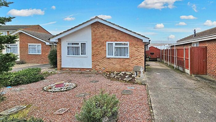 3 Bedroom Detached Bungalow For Sale In Wrentham Avenue, Herne Bay, CT6