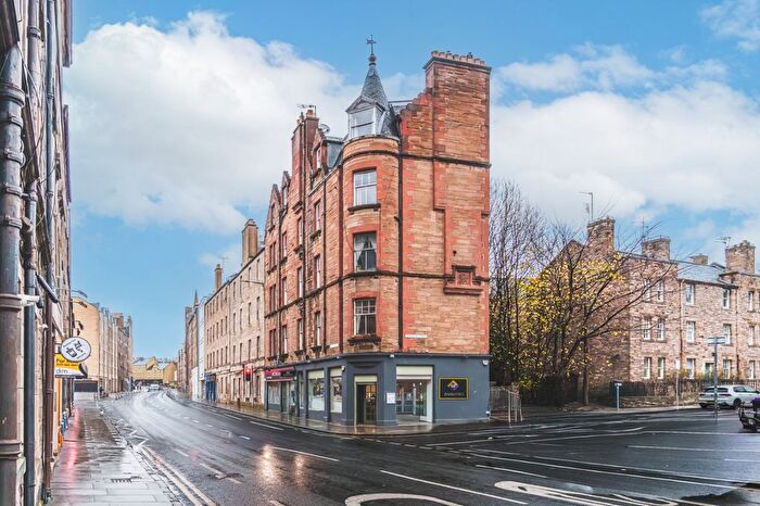 1 Bedroom Flat For Sale In / () Buccleuch Street, Southside, Edinburgh, EH8