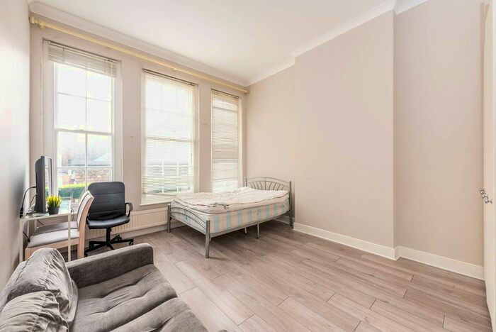 Studio To Rent In Queens Gate Terrace, South Kensington, London, SW7
