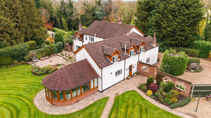 6 Bedroom Detached House For Sale In Roberts Farm, Third Lane, Ashby-Cum-Fenby, Grimsby, DN37