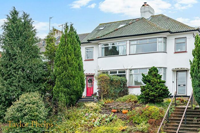 4 Bedroom Semi-Detached House For Sale In Stanstead Road, Hertford - Walk To Schools, SG13