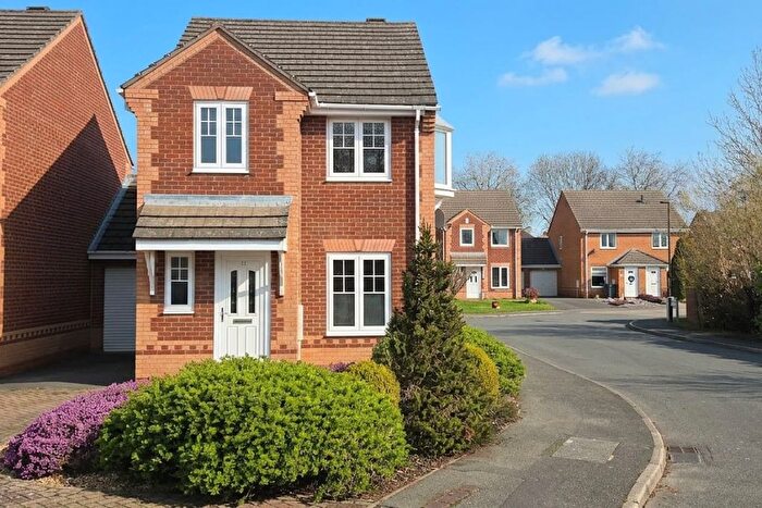 3 Bedroom Detached House For Sale In Old House Road, Newbold, S40