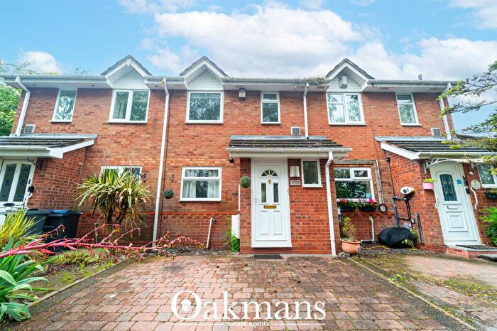 2 Bedroom Terraced House For Sale In York Close, Birmingham, B30