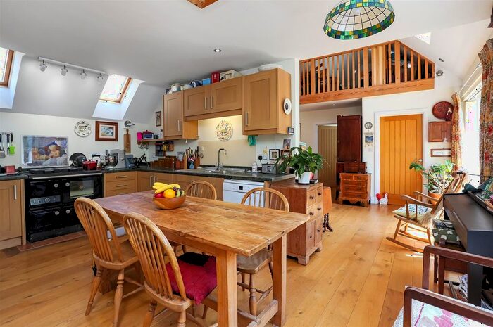 4 Bedroom Detached House For Sale In Main Road, Littleton, Winchester, SO22
