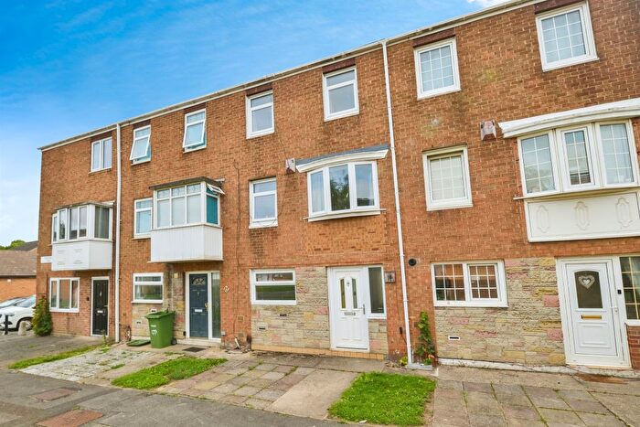 3 Bedroom Terraced House For Sale In Parkfield Way, Stockton-On-Tees, TS18