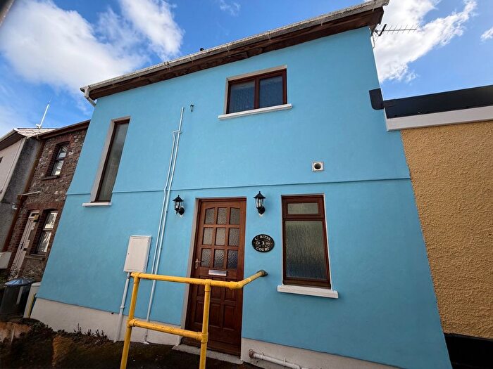 2 Bedroom Property For Sale In Cubitts Court, Llandeilo, Carmarthenshire., SA19