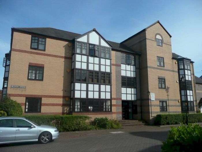 1 Bedroom Apartment To Rent In Waterside Gardens, Reading, RG1