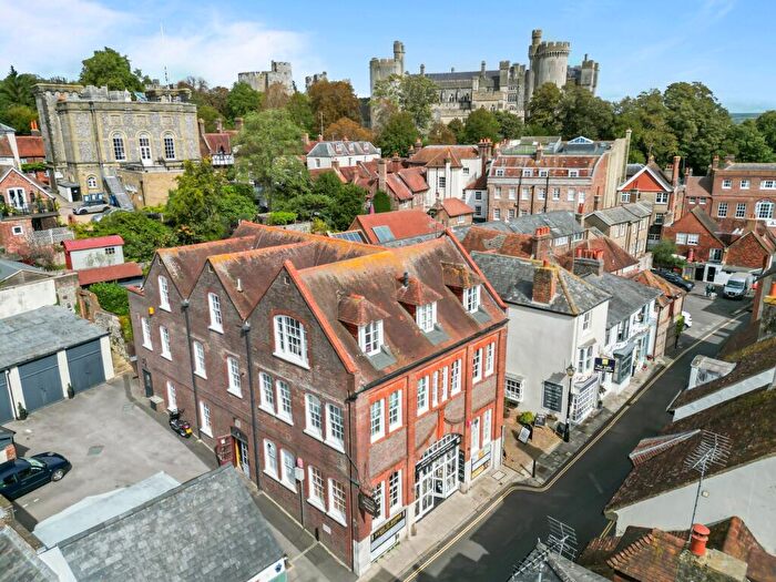 2 Bedroom Flat For Sale In Tarrant Street, Arundel, BN18