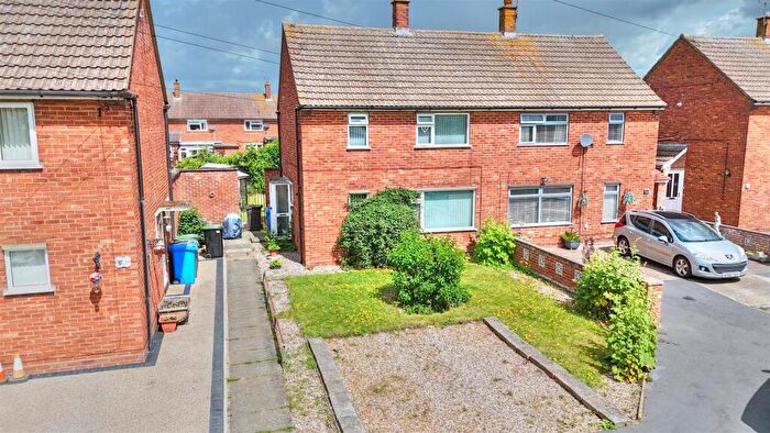 3 Bedroom Semi Detached House For Sale In Sprites Lane, Ipswich, IP2
