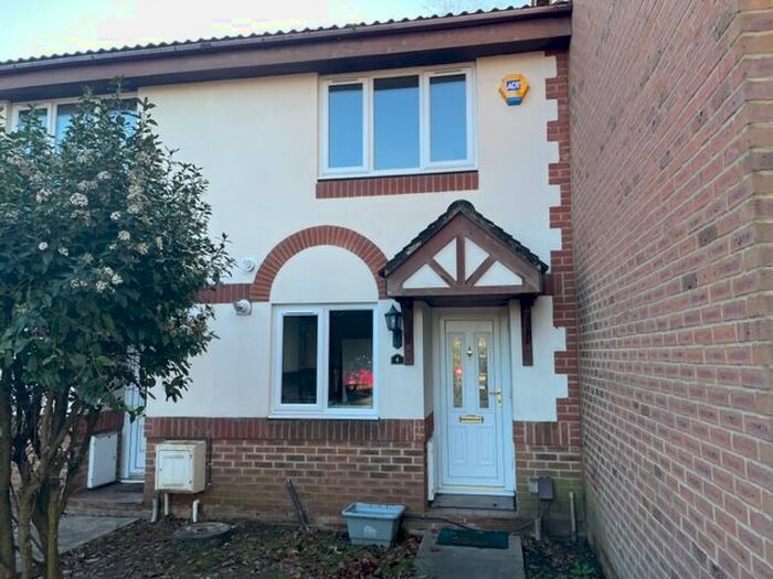 2 Bedroom Property To Rent In Channels Farm Road, Southampton, SO16