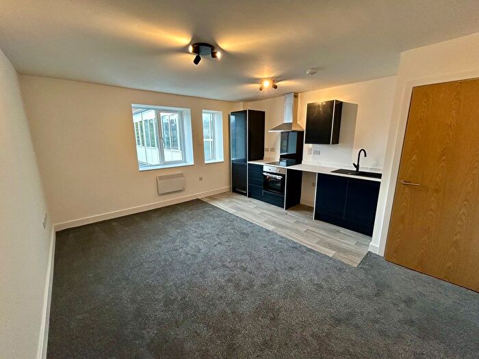 1 Bedroom Flat To Rent In West Street, Chesterfield, S40