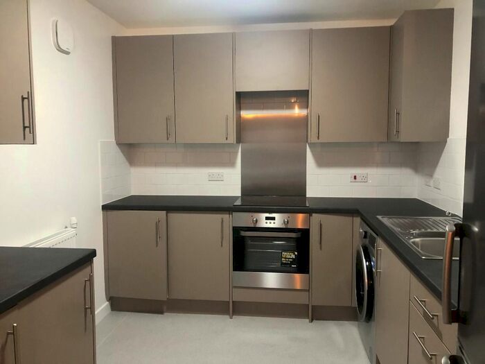 2 Bedroom Flat To Rent In , Flat / Ashtree Road, Glasgow, G43