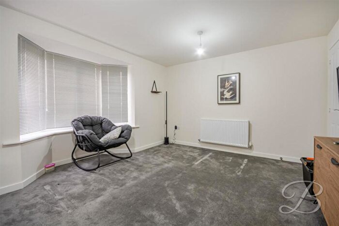 3 Bedroom Semi Detached House To Rent In Piper Street, Shirebrook, Mansfield, NG20