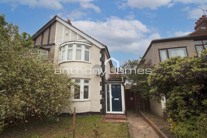 2 Bedroom Semi-Detached House To Rent In East Rochester Way, Sidcup, DA15