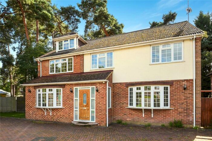 4 Bedroom Detached House To Rent In Nine Mile Ride, Finchampstead, Wokingham, Berkshire, RG40