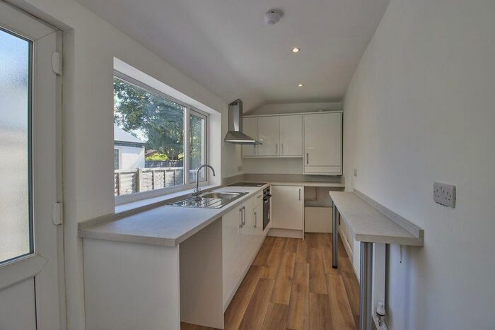 3 Bedroom Terraced House To Rent In Queens Road, Hinckley, LE10