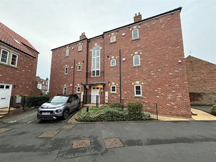2 Bedroom Apartment To Rent In Apartment, St Helens Mews, Howden, DN14