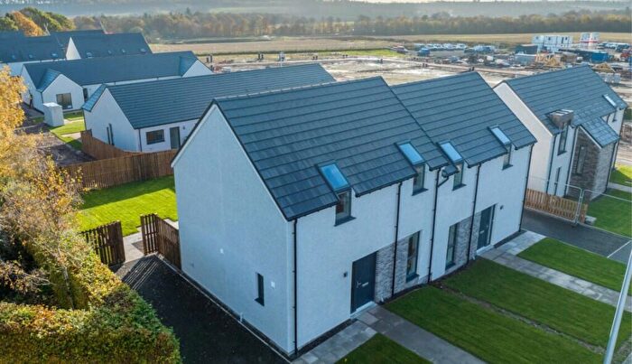 3 Bedroom Semi-Detached House For Sale In Hampton Gray Way, Brechin, BD9