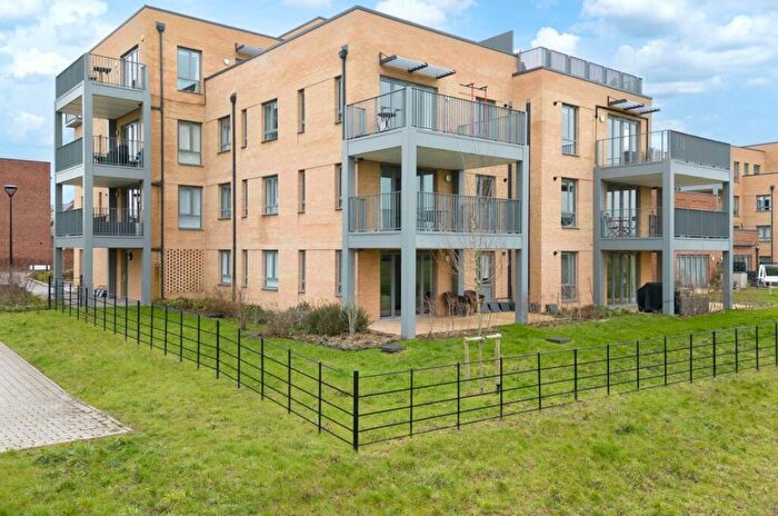 2 Bedroom Flat To Rent In Renard Way, Trumpington, Cambridge, CB2