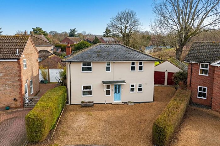 4 Bedroom Detached House For Sale In St. Marys Drive, Eccles, Norwich, NR16