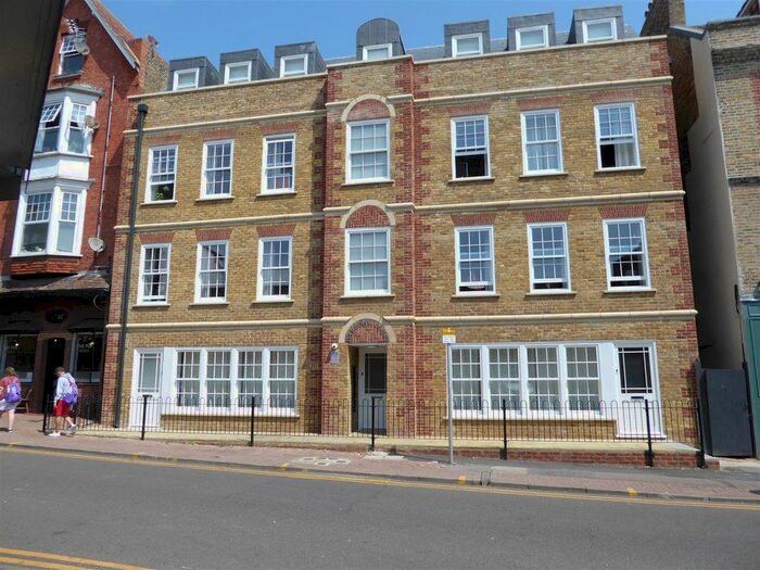 1 Bedroom Flat To Rent In High Street, Ramsgate, CT11