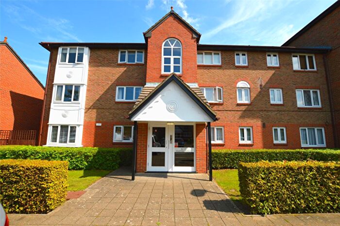 1 Bedroom Flat To Rent In Peartree Avenue, London, SW17