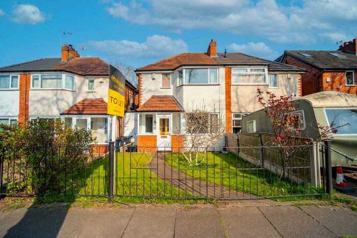 2 Bedroom Semi-Detached House To Rent In Corisande Road, B29