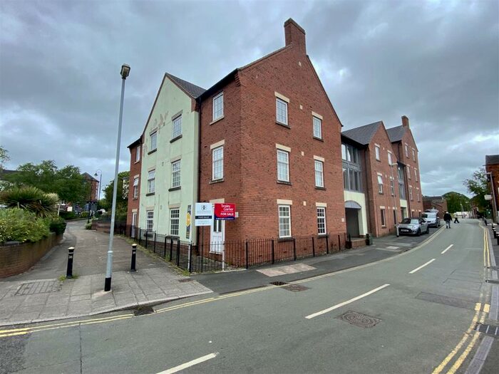 2 Bedroom Flat To Rent In Abbey Street, Stone, ST15