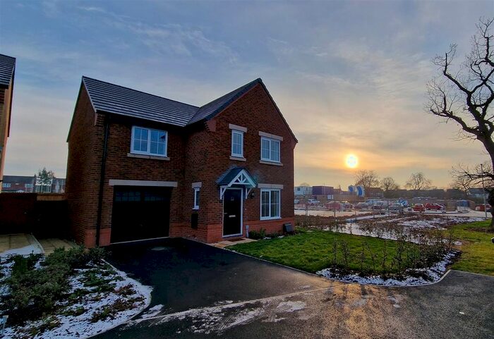 4 Bedroom Detached House To Rent In Tighe Avenue, Winsford, CW7