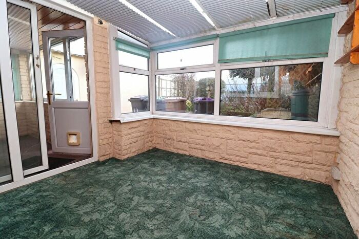 2 Bedroom Semi-Detached Bungalow For Sale In Harewood Crescent, North Hykeham, LN6