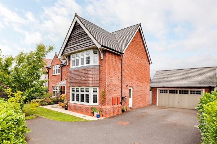 4 Bedroom Detached House For Sale In Harrison Close, Tattenhall, Chester, CH3
