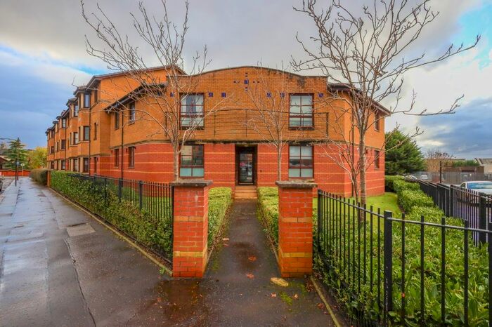 2 Bedroom Flat To Rent In Malloch Street, Glasgow, G20