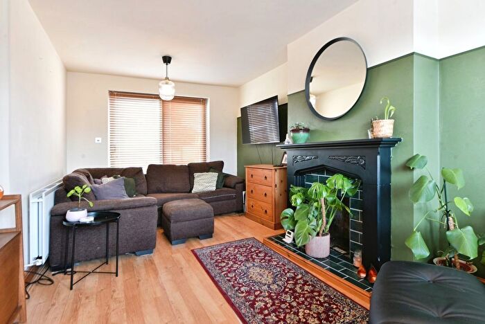 3 Bedroom Semi-detached House For Sale In Mossfield Road, Swinton, Manchester, Greater Manchester, M27