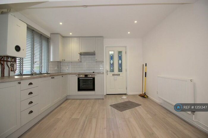 2 Bedroom Semi-Detached House To Rent In Crouch Road, London, NW10