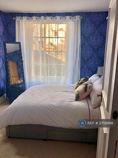 1 Bedroom Flat To Rent In Princess Victoria Street, Bristol, BS8