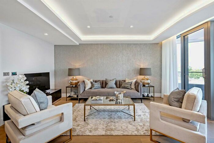 2 Bedroom Flat To Rent In The Corniche, Tower One, Albert Embankment, London, SE1