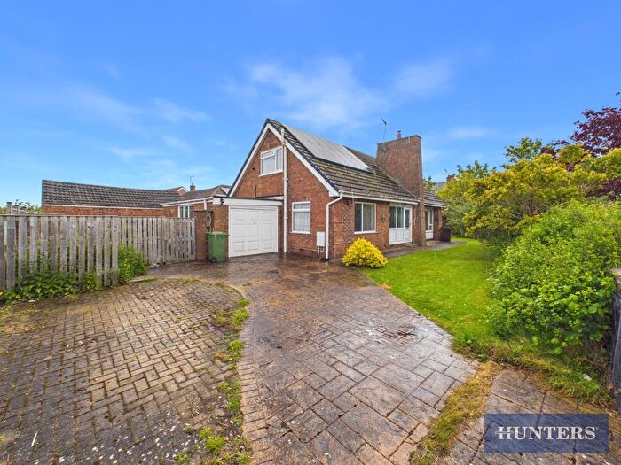 4 Bedroom Detached Bungalow For Sale In Muston Road, Filey, YO14