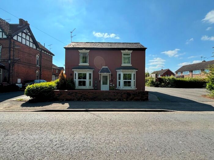 2 Bedroom Flat To Rent In Evesham Road, Astwood Bank, Redditch, B96