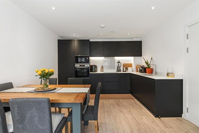 1 Bedroom Apartment For Sale In Calum Court, High Street, Purley, CR8