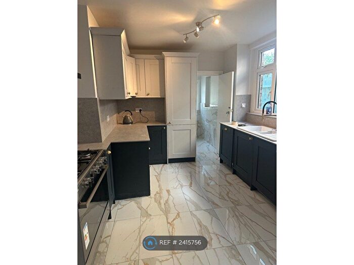 5 Bedroom Terraced House To Rent In Nadine Street, London, SE7