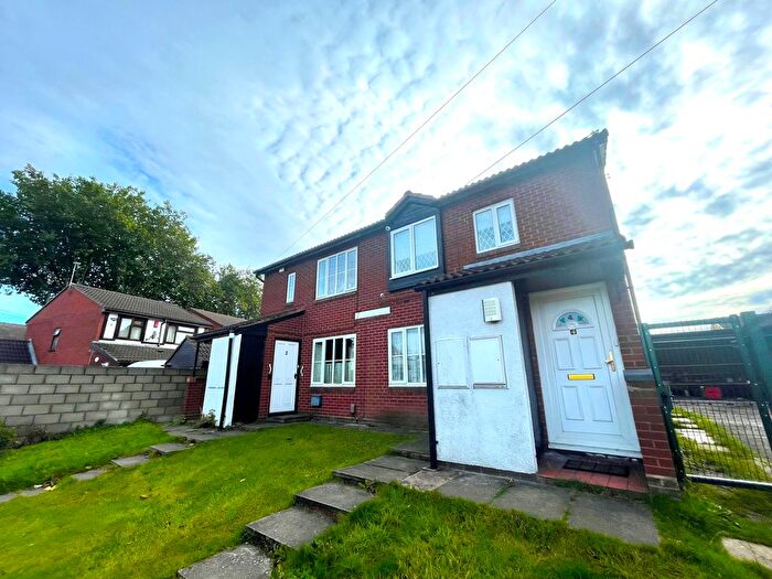 1 Bedroom Flat To Rent In Westbourne Road, Darlaston, Wednesbury, WS10
