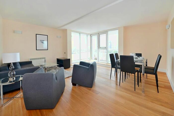 3 Bedroom Flat To Rent In Mill Street, London, SE1