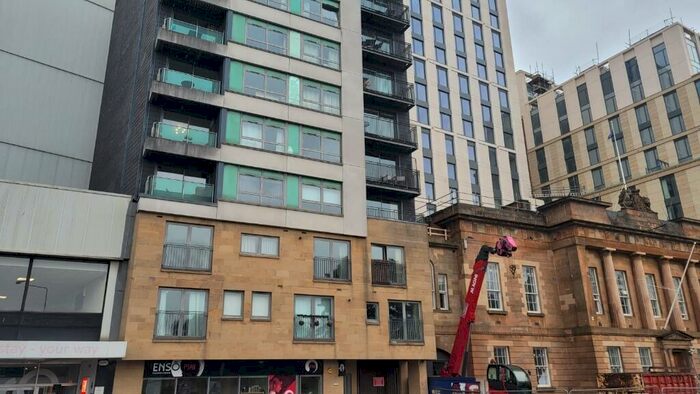 1 Bedroom Flat To Rent In Clyde Street, Glasgow, G1