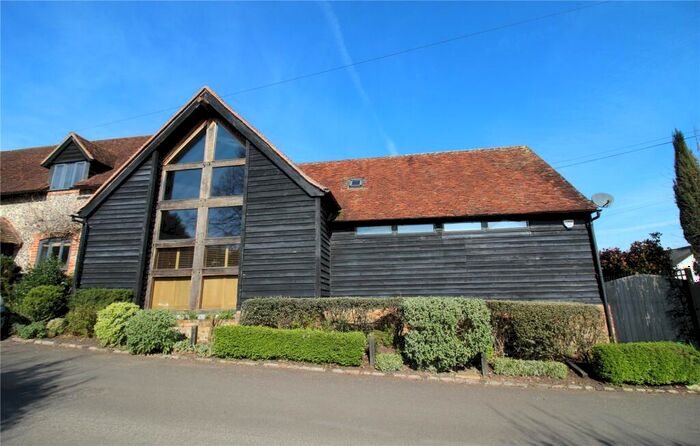 3 Bedroom Barn Conversion To Rent In Pipers Hill, Great Gaddesden, Hemel Hempstead, Hertfordshire, HP1